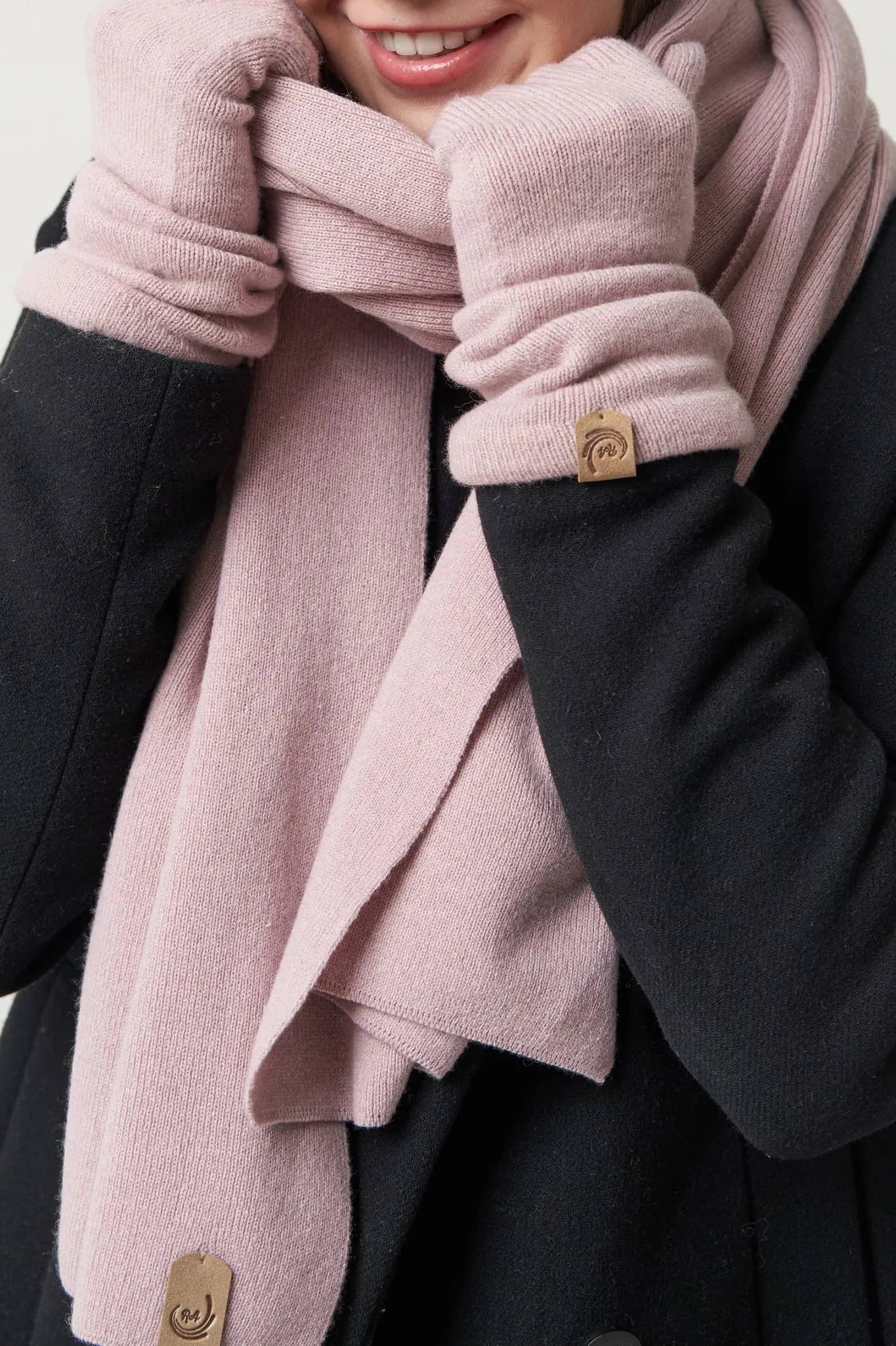 Cashmere warm scarf