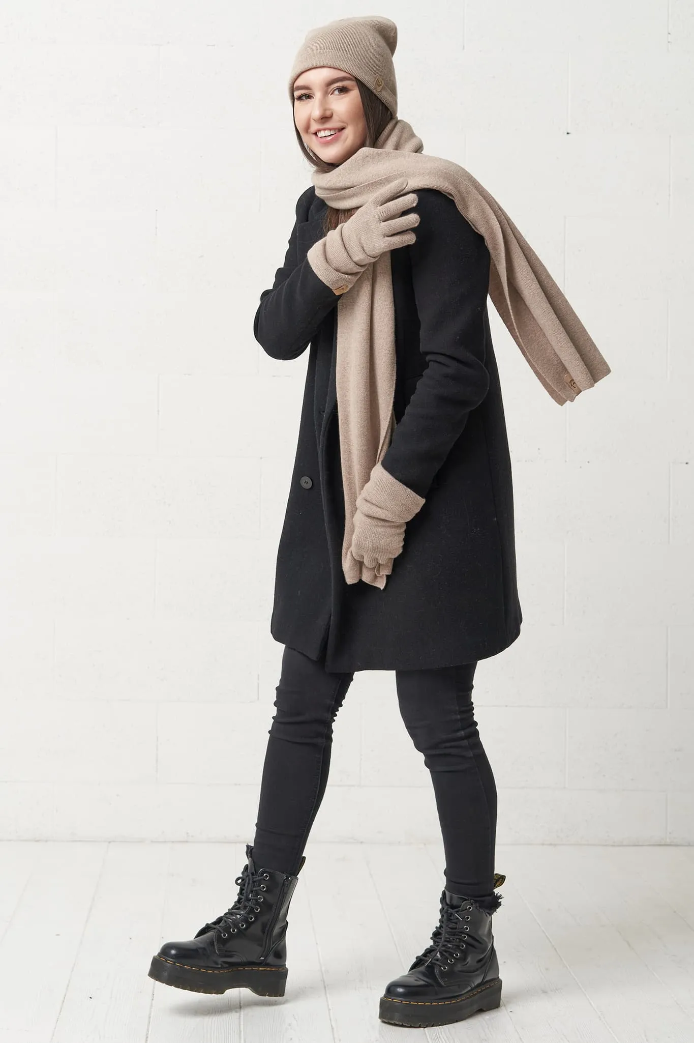 Cashmere warm scarf