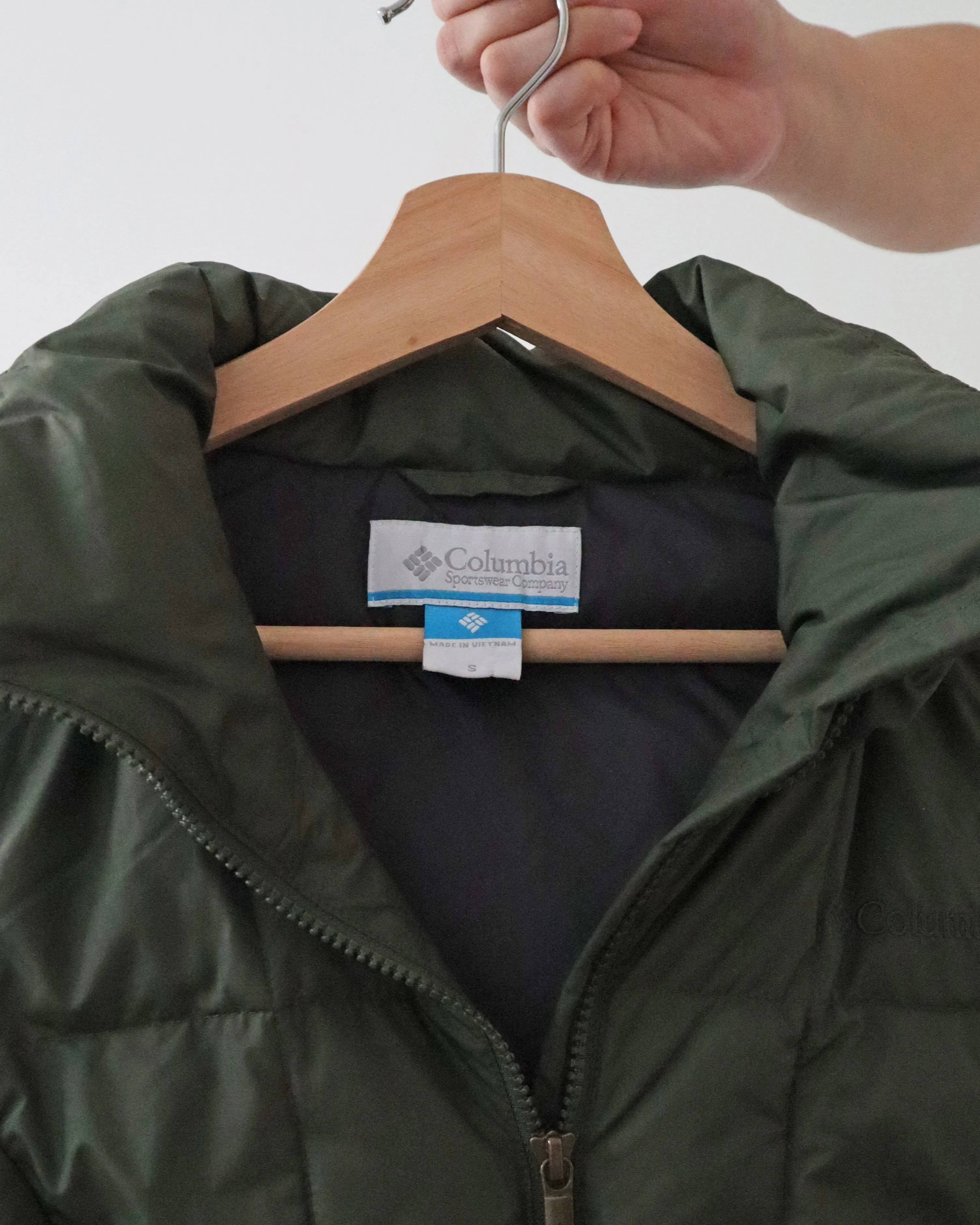 Columbia Hooded Puffer Vest (S)