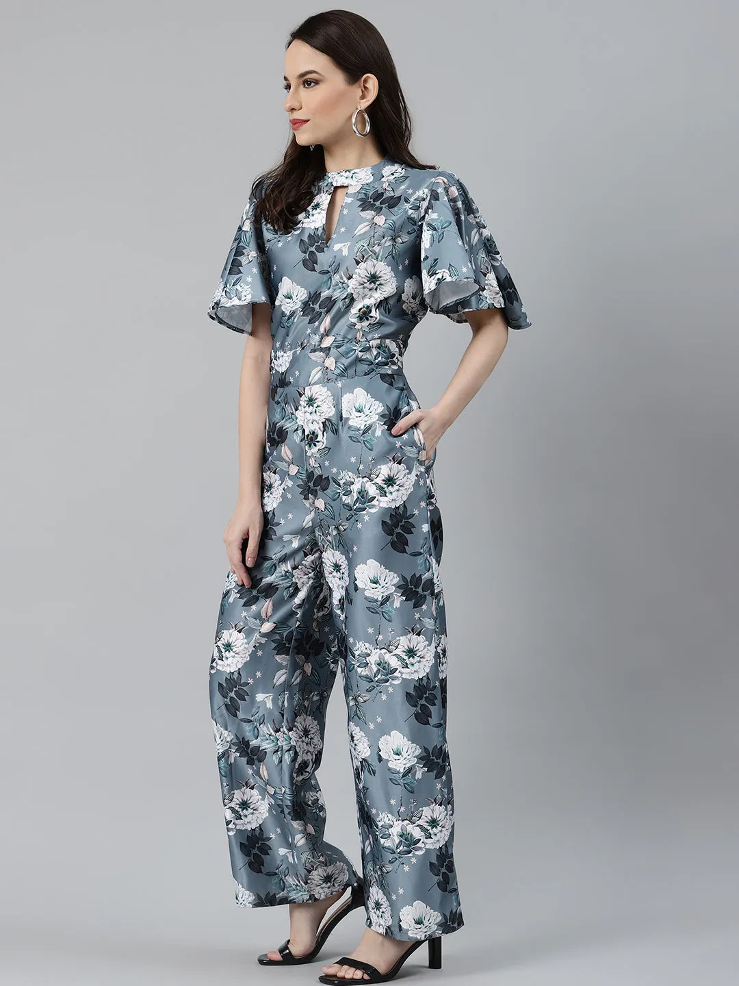 Jashvi Women Grey & Off-White Printed Keyhole Neck Flared Sleeves Basic Jumpsuit