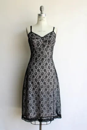 Vintage 1950s 1960s Black lace Full Slip